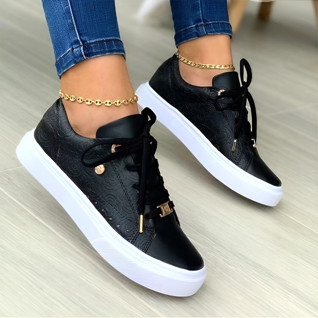 Sneakers moderne in similpelle da donna