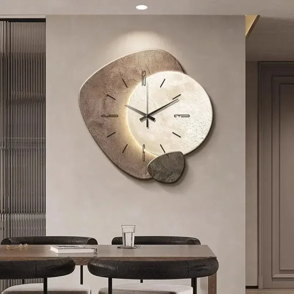 Orologio da parete minimal con luce integrata