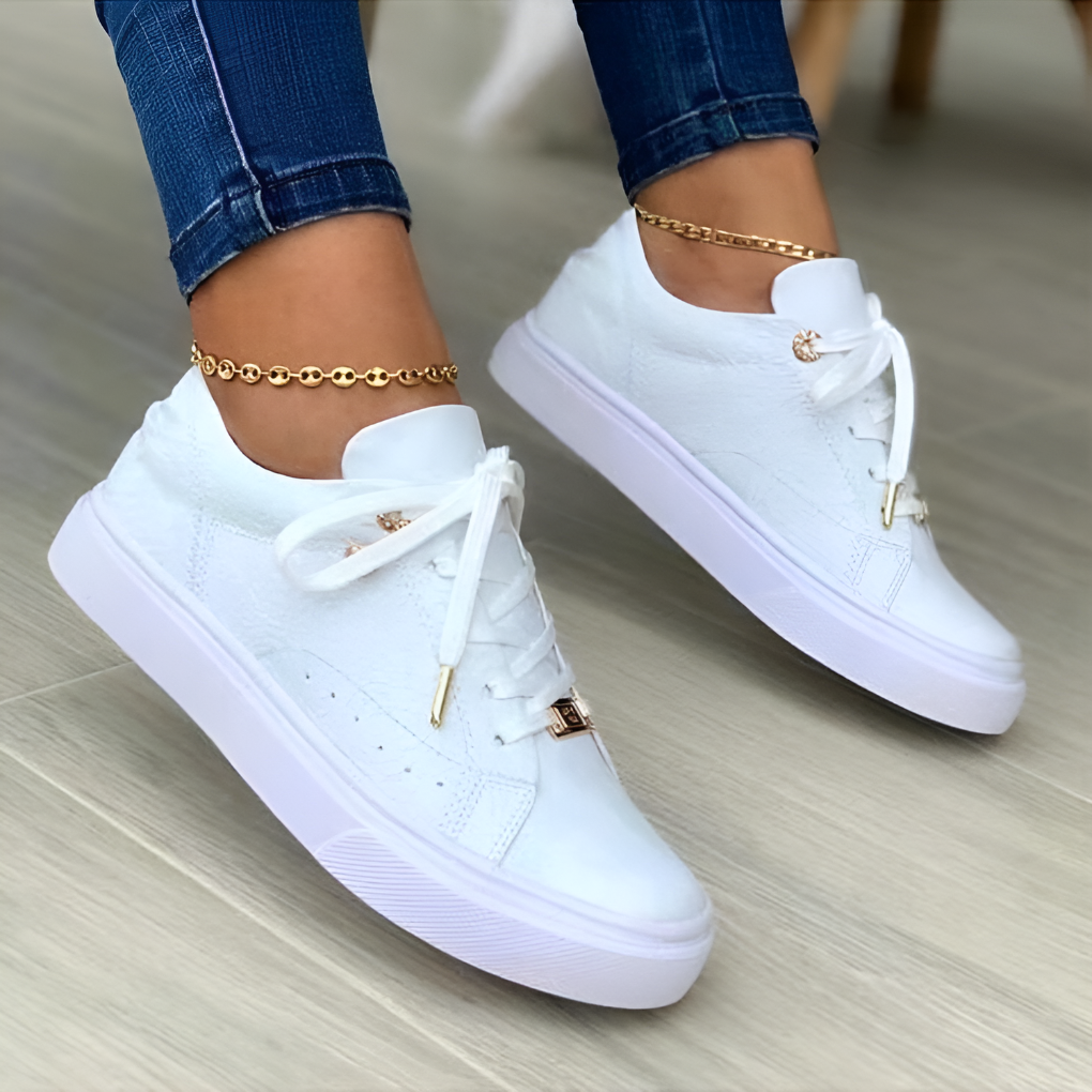 Sneakers moderne in similpelle da donna