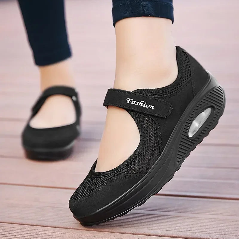 Scarpe slip-on ergonomiche in mesh traspirante