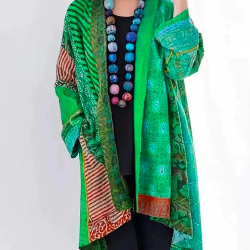 Cardigan aperto in maglia morbida da donna