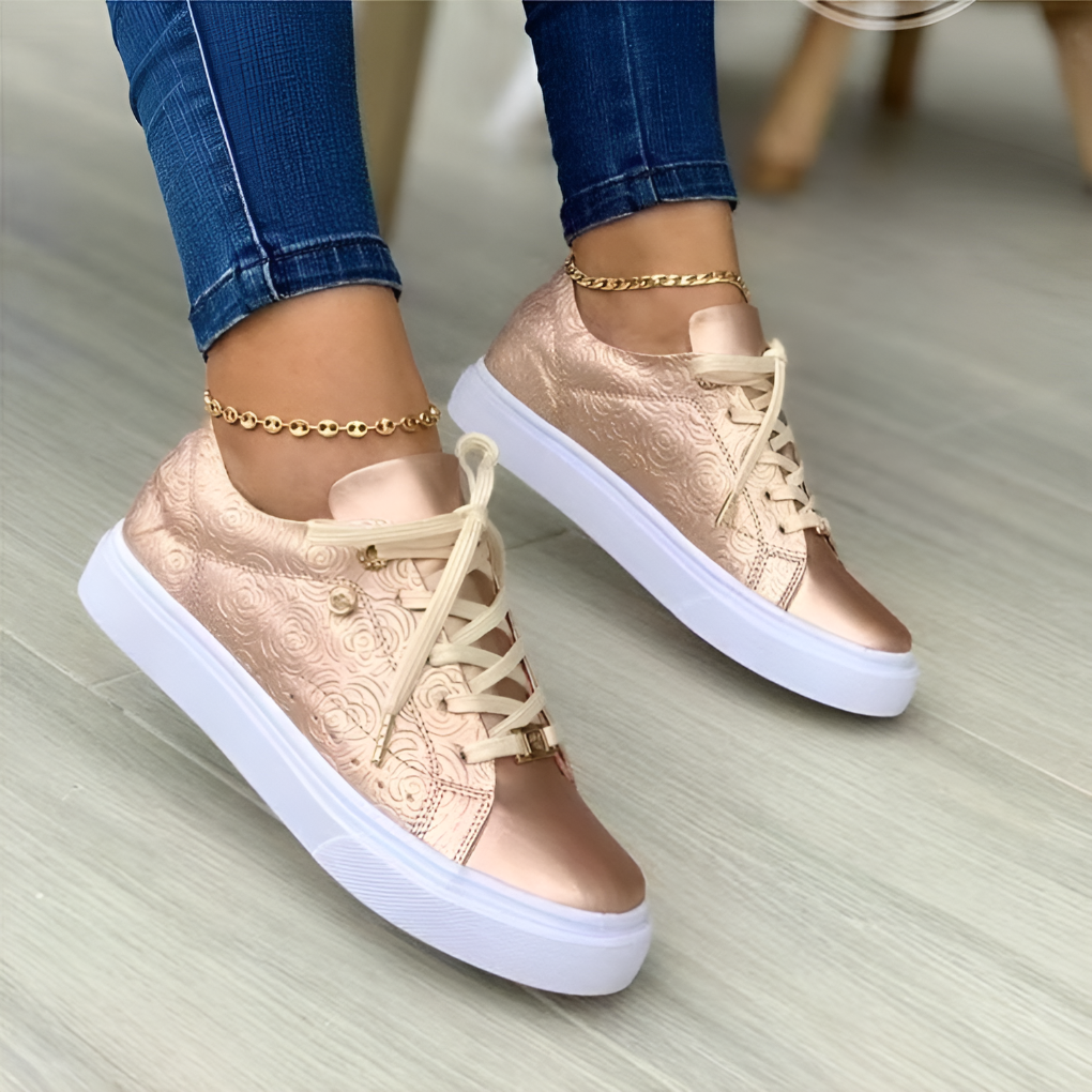 Sneakers moderne in similpelle da donna