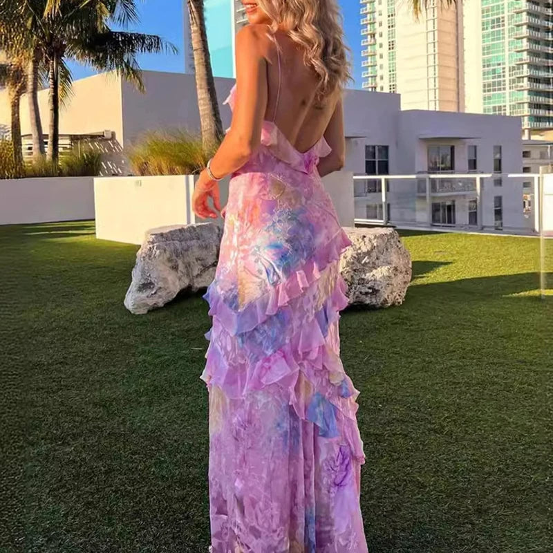 Abito lungo boho colorato con volant e scollo a V