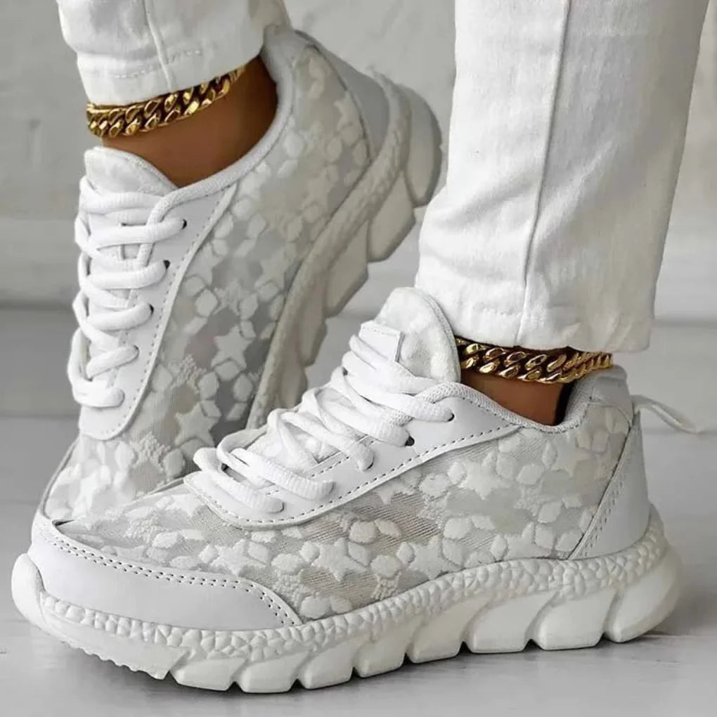 Sneakers stringate in mesh con motivo a stelle da donna