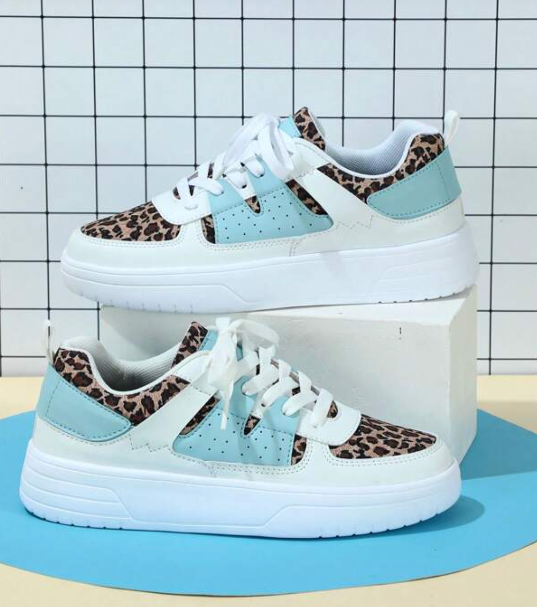 Sneakers slip-on in mesh traspirante da donna