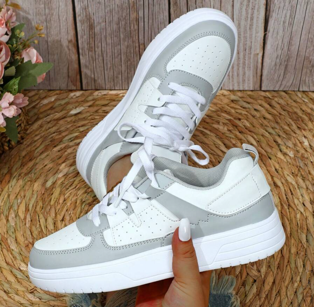 Sneakers slip-on in mesh traspirante da donna