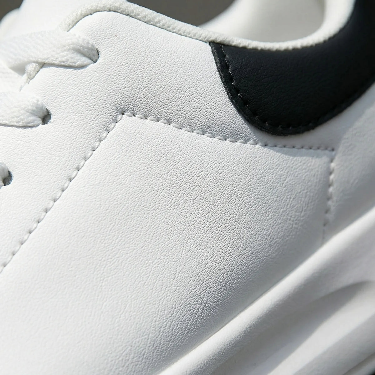 Sneaker Platform Bassa Minimalista