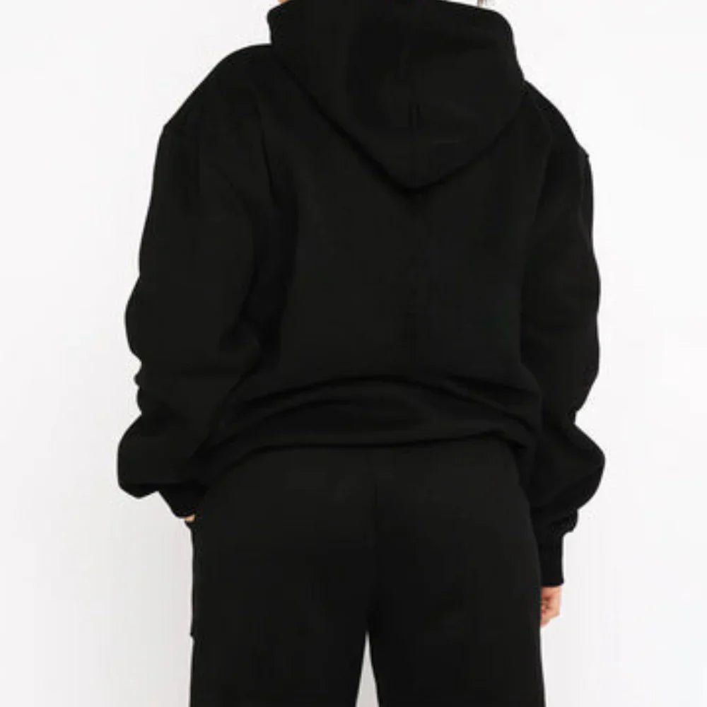 Tuta con felpa con cappuccio e pantaloni jogger