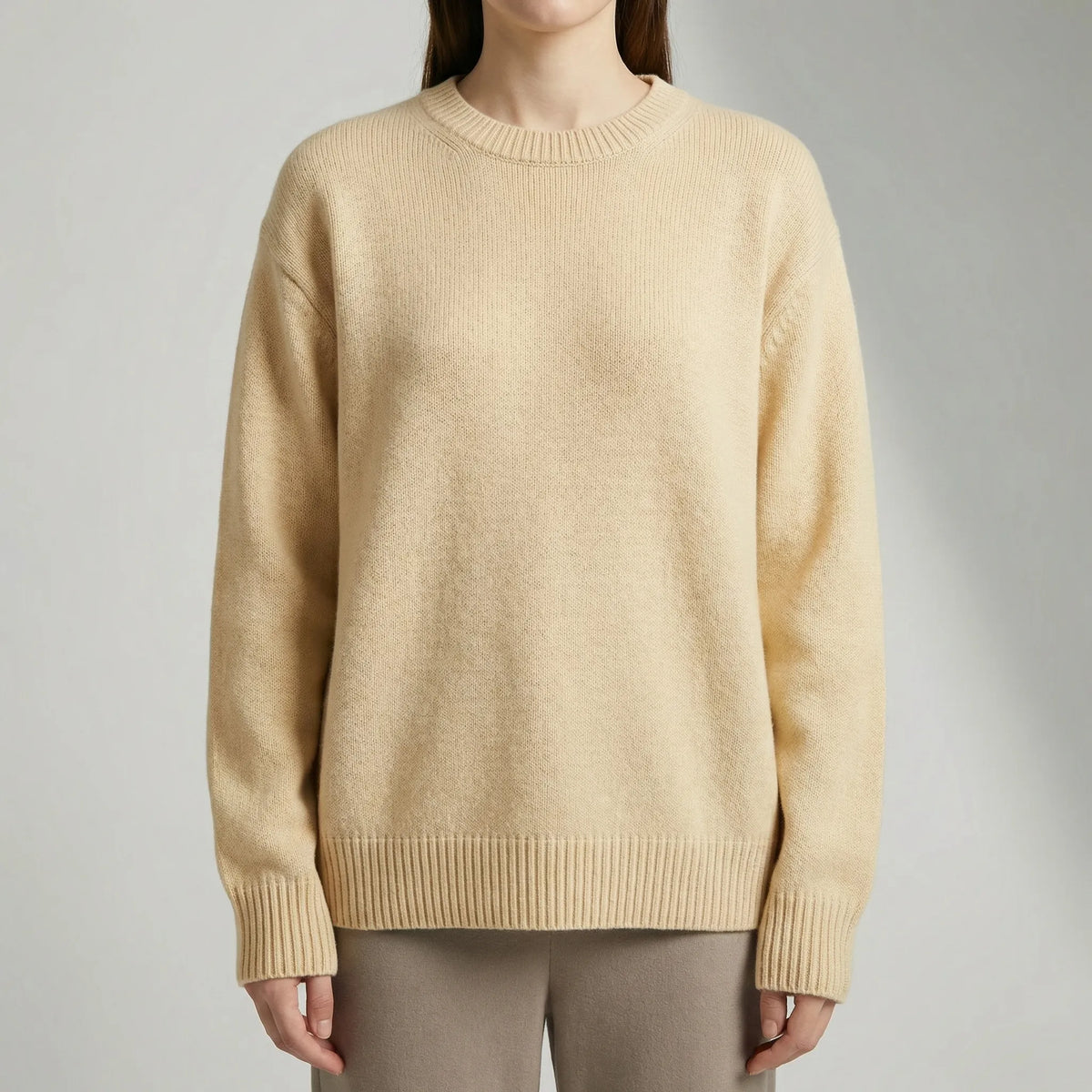 Maglione oversize a girocollo con spalle scese