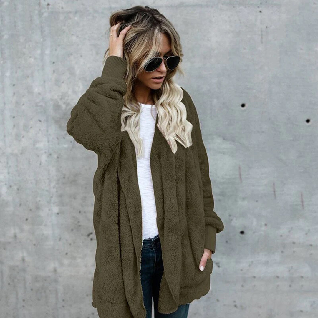 Reva - Cardigan lungo con cappuccio in pile.