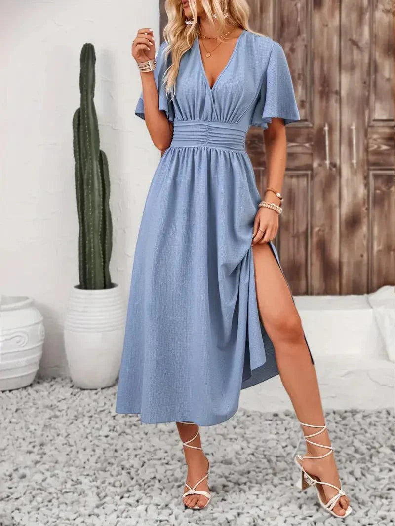 Abito midi blu con scollo a V e maniche corte da donna
