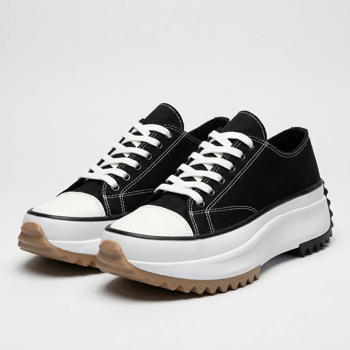 Sneakers da tutti i giorni con suola spessa