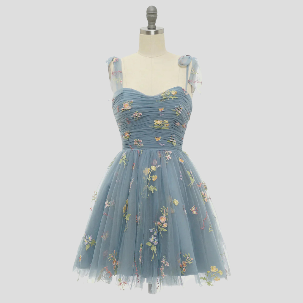 Abito da cerimonia in tulle ricamato da donna
