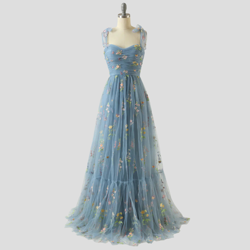 Abito da cerimonia in tulle ricamato da donna