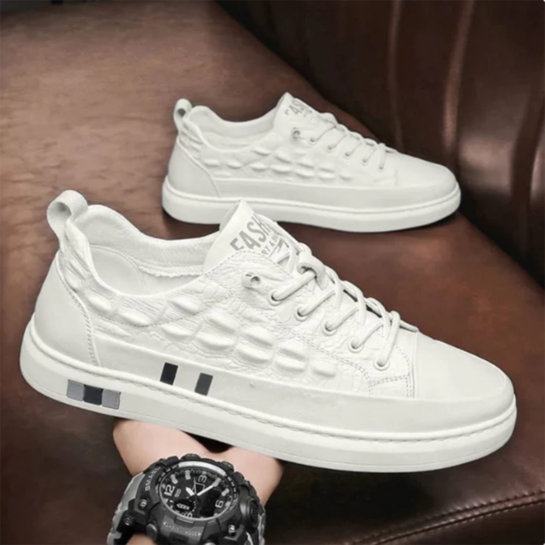 Sneakers stringate dal design moderno da uomo