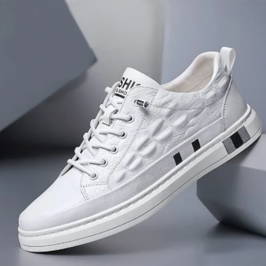 Sneakers stringate dal design moderno da uomo