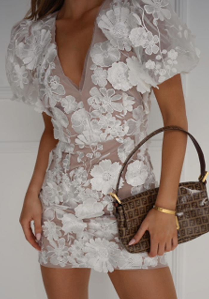 Mini abito con ricami floreali da donna