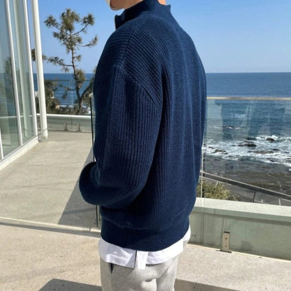 Maglione in maglia spessa con collo a camicia da uomo
