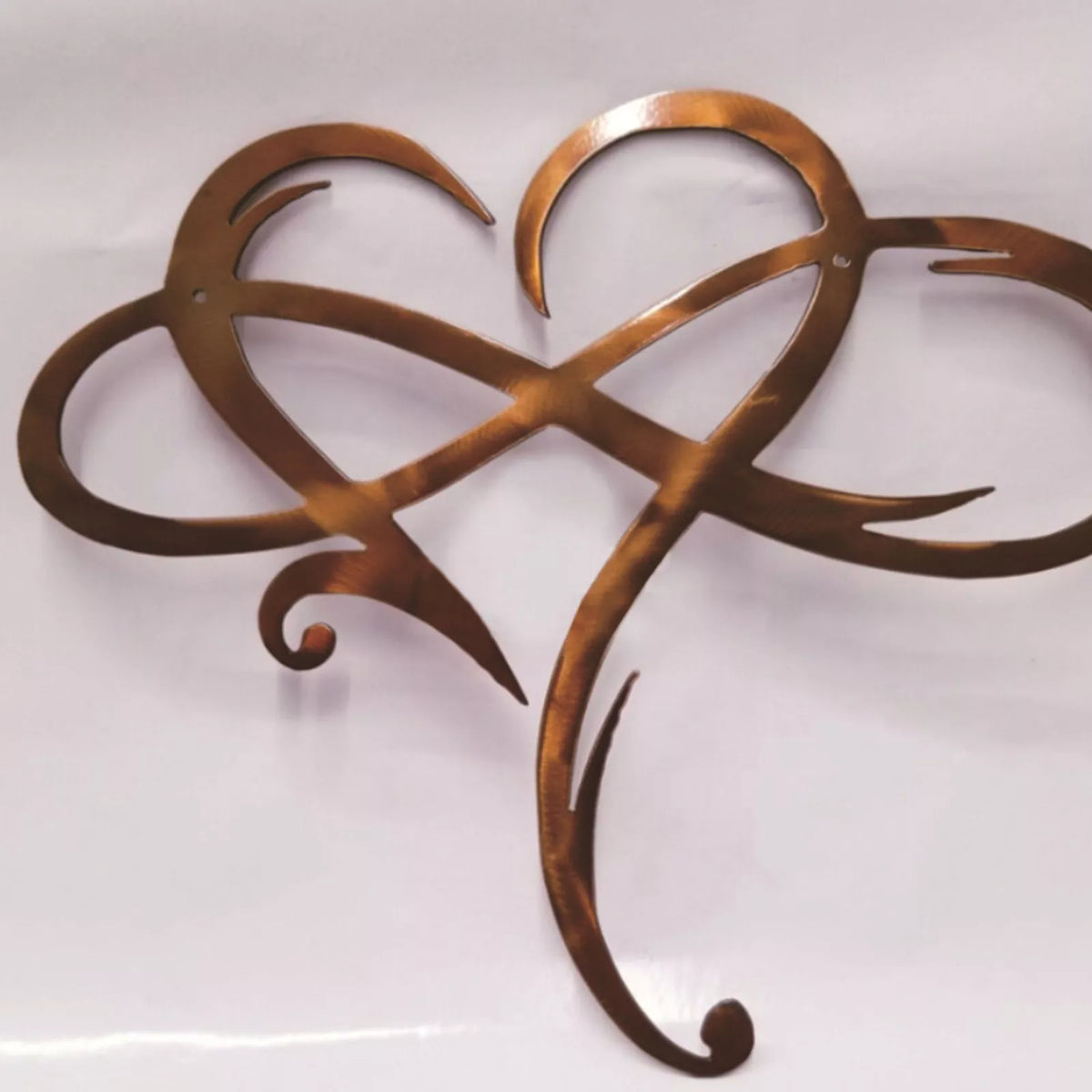 Decorazione da parete in ferro con cuore infinito