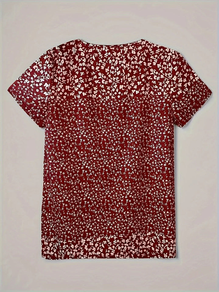 Top estivo casual con scollo a V, chiusura con bottoni e maniche corte