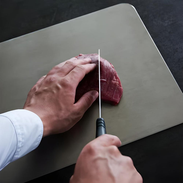 Tagliere in acciaio inossidabile di alta qualità per la massima igiene e durata