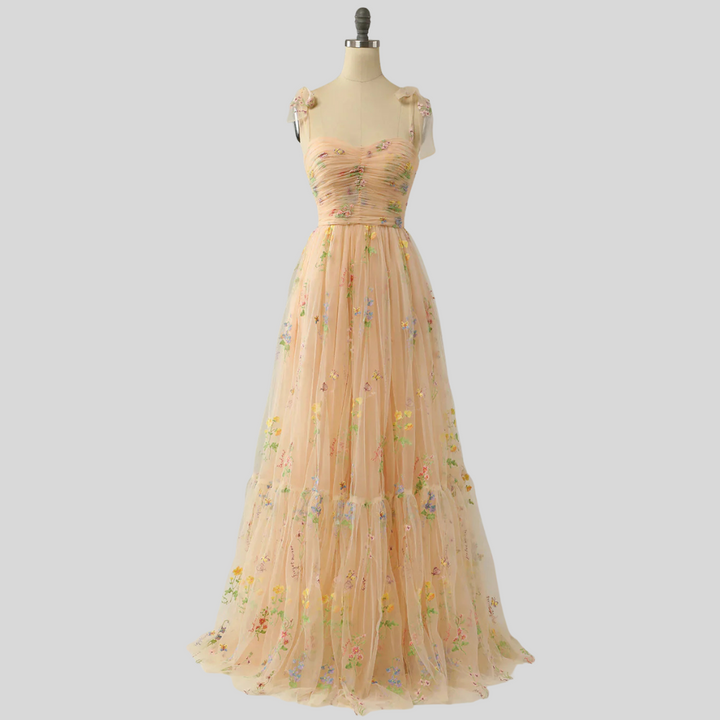 Abito da Sera in Tulle Ricamato – Elegante