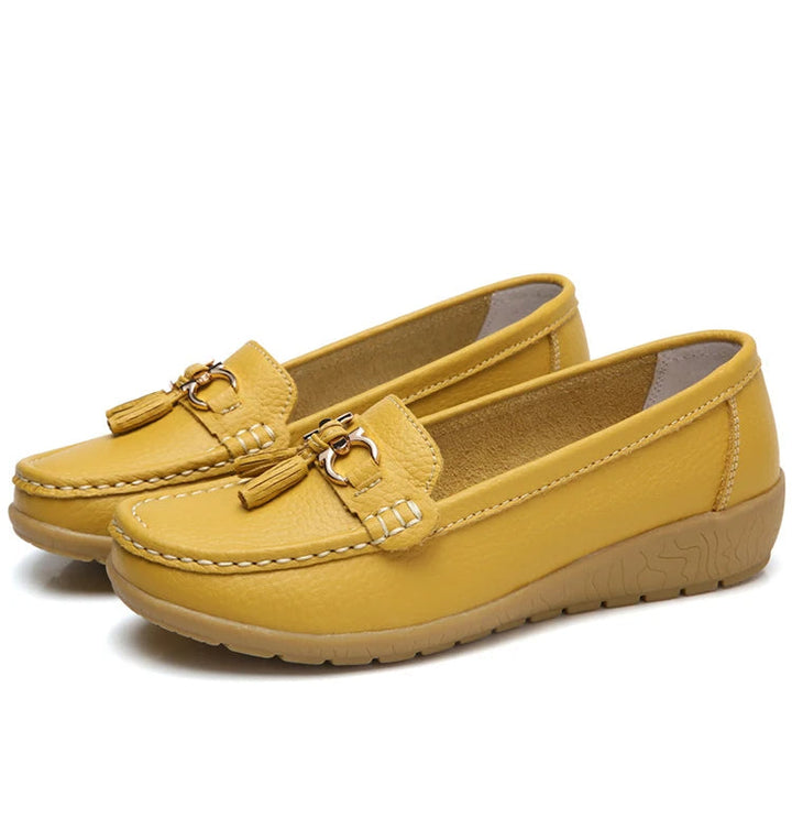 Ballerine da donna in pelle con cut-out