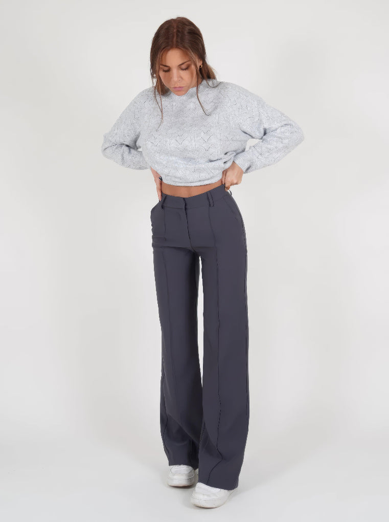 Pantaloni a vita alta e gamba larga da donna