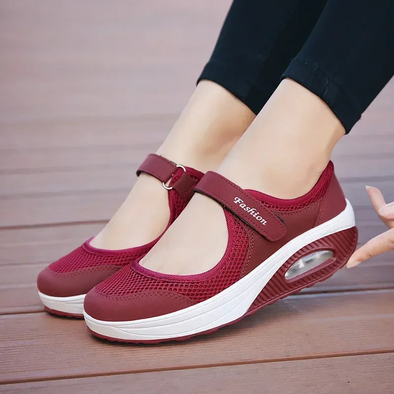 Scarpe slip-on ergonomiche in mesh traspirante