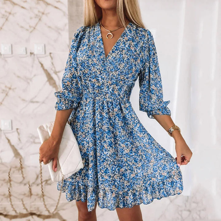 Miniabito floreale in stile boho: fascino bohémien disinvolto per le giornate di sole