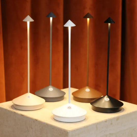 Lampada da Tavolo LED Wireless per un'Atmosfera Confortevole