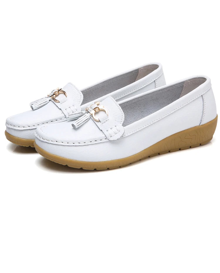Ballerine da donna in pelle con cut-out