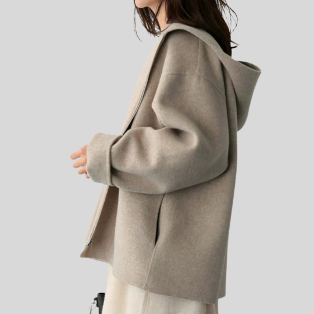Giacca Hoodie da Donna con Design Funzionale