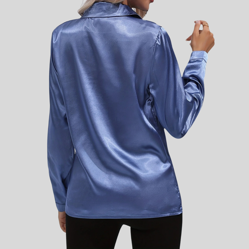 Blusa elegante con bottoni da donna
