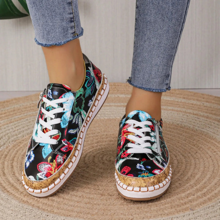Eleganti scarpe stringate floreali da donna