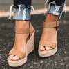 Sandali casual da donna con zeppa e cinturino a T