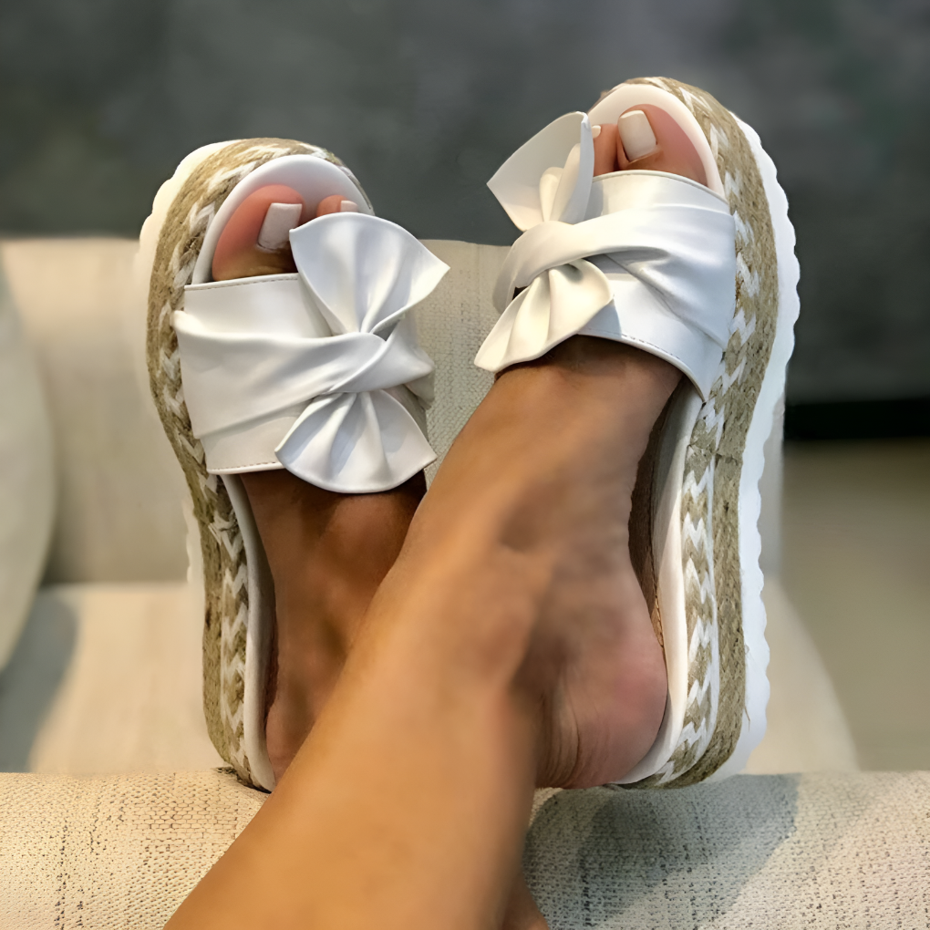 Sandali ergonomici da donna con supporto per l'arco e cinturini regolabili