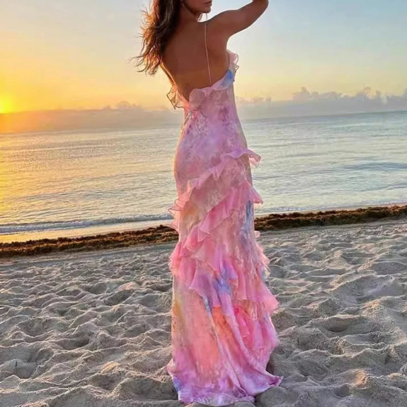 Abito lungo boho colorato con volant e scollo a V