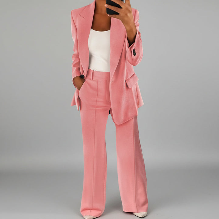 Completo da Donna con Pantaloni a Gamba Larga