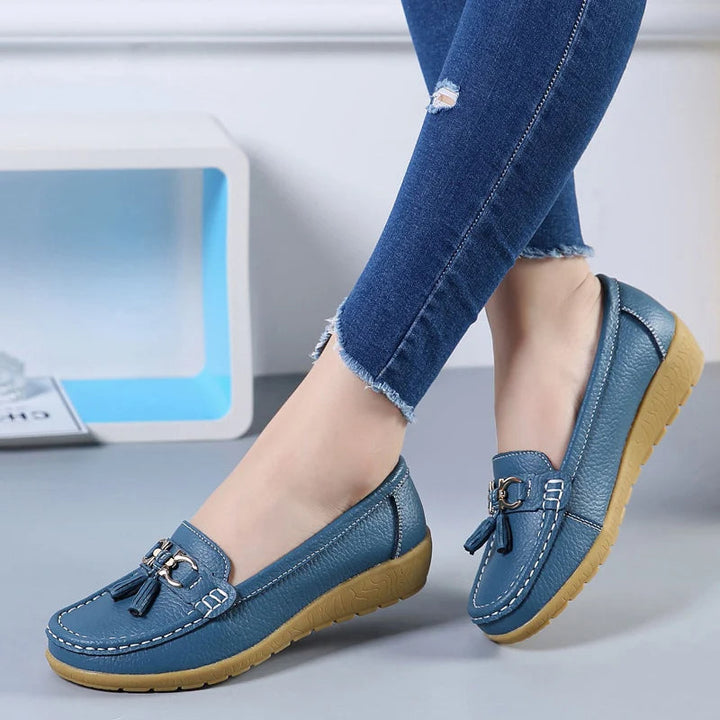Ballerine da donna in pelle con cut-out