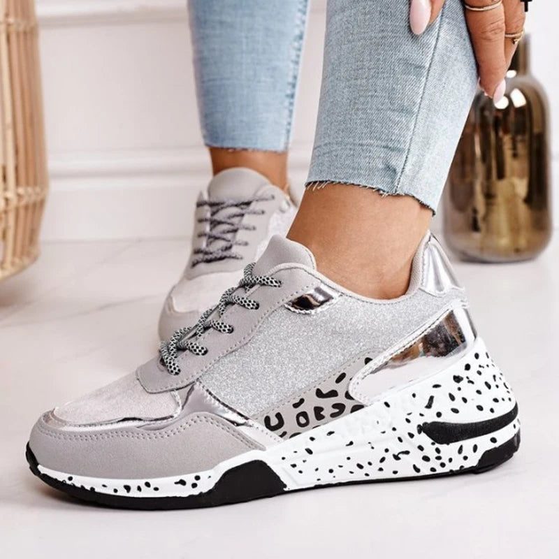 Sneakers con zeppa personalizzabili da donna: stile