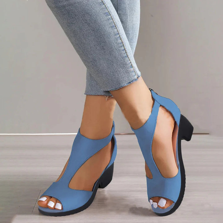 Sandali eleganti con tacco da donna