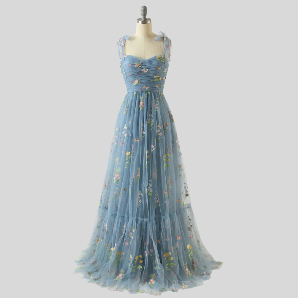 Abito da Sera in Tulle Ricamato – Elegante