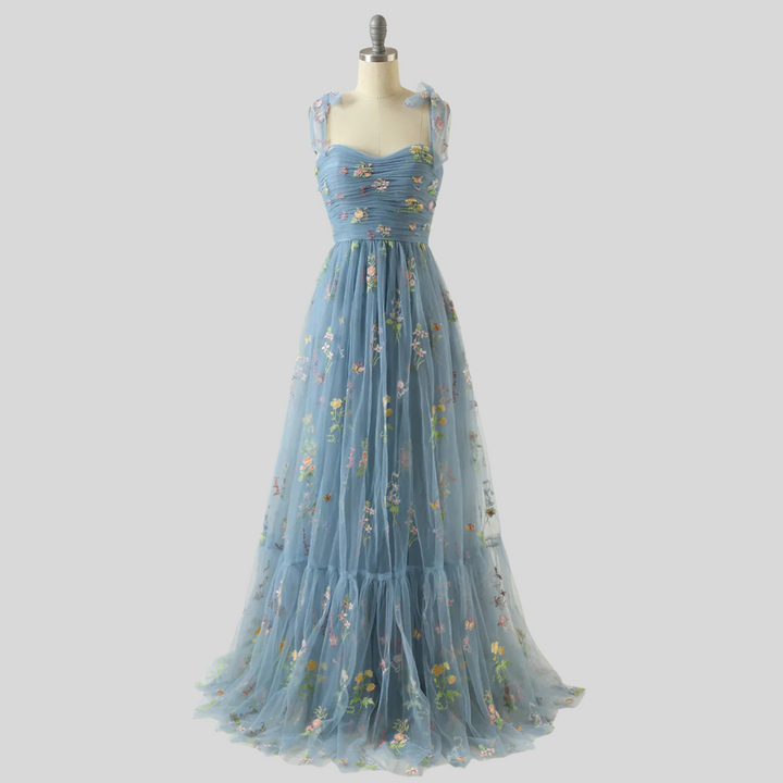 Abito da Sera in Tulle Ricamato – Elegante