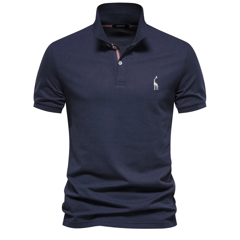 Polo in cotone di lusso con ricamo a forma di cervo