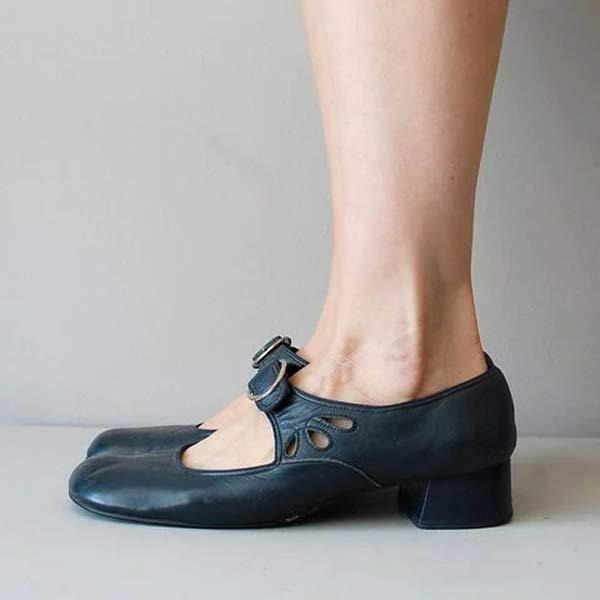 Scarpe da donna in pelle con tacco basso dall’eleganza senza tempo