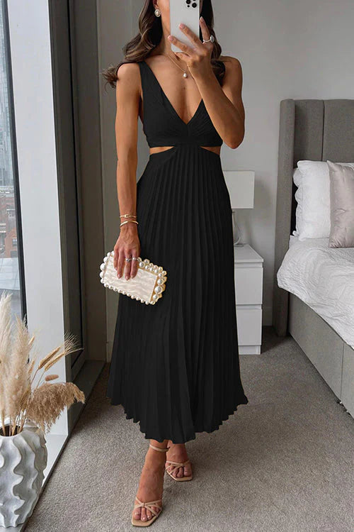 Abito lungo plissettato con scollo a V e cut-out da donna