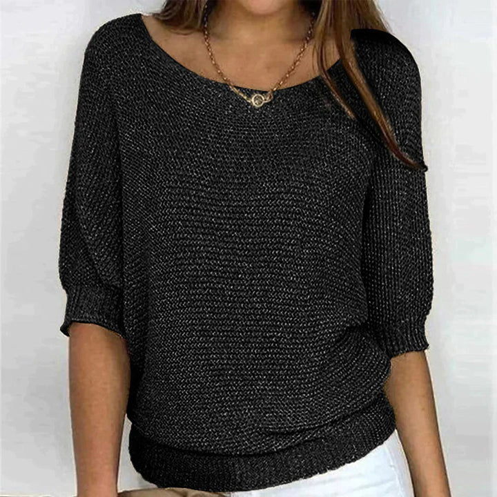 Maglione oversize da donna, tinta unita e casual: semplicità avvolgente per uno stile quotidiano disinvolto