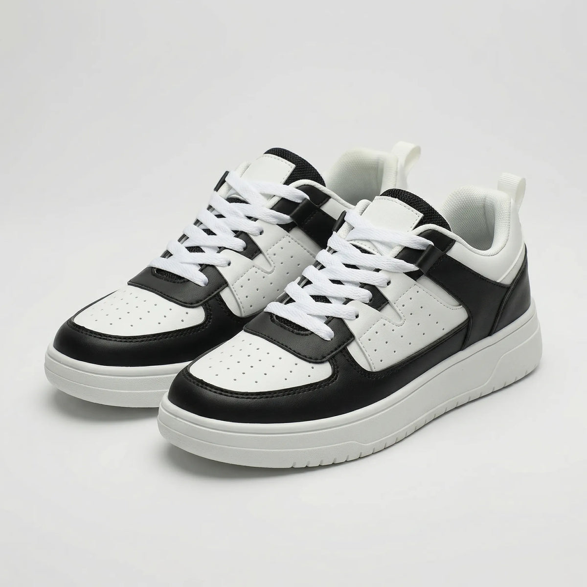 Sneaker Bassa Lacciata Color-Block