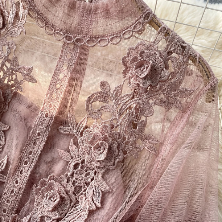 Blossamé - Abito midi in rete con applicazioni floreali